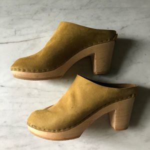 Bryr Chloe High Heel Clog in Fennel